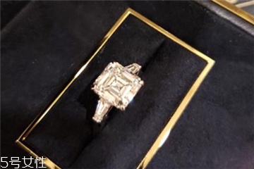 鉆戒vvs一克拉多少錢？vvs鉆戒什么價(jià)位？