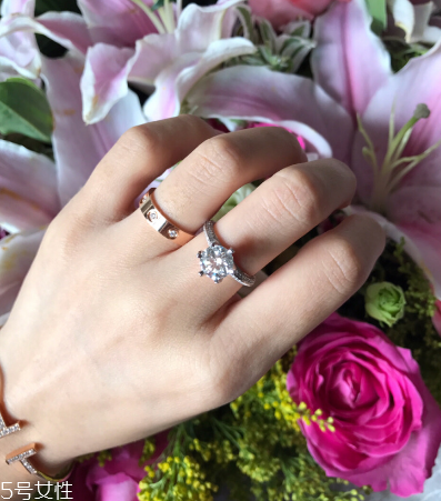 鉆戒20分的大概多少錢？20分鉆戒市場(chǎng)價(jià)格