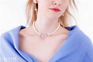 今年流行什么鎖骨鏈？鎖骨鏈流行什么款式？