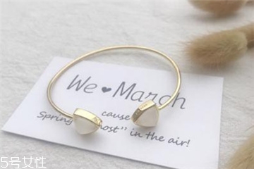 貓眼石手鐲一般多少錢？貓眼石手鐲市場(chǎng)價(jià)格