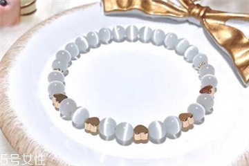 貓眼石怎么辨別真假？貓眼石真假鑒定方法