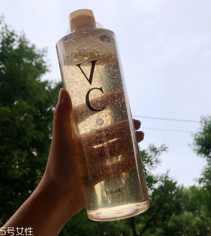 泰國(guó)vc水敏感肌可以用嗎 泰國(guó)vc水適不適合敏感肌 泰國(guó)vc水敏感肌可以用嗎 泰國(guó)vc水適不適合敏感肌