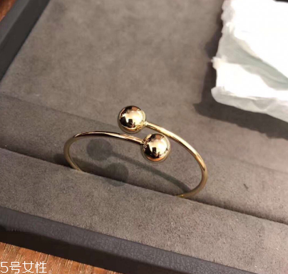 手鐲可以戴兩只手嗎？手鐲可以兩只手同時(shí)戴嗎？