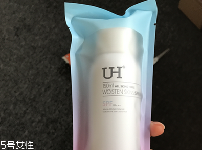 uh防曬噴霧適合多大年齡 uh防曬噴霧小孩能用嗎 uh防曬噴霧適合多大年齡 uh防曬噴霧小孩能用嗎