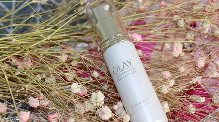 olay水感透白系列與水感透白臻粹系列哪個好？什么區(qū)別？