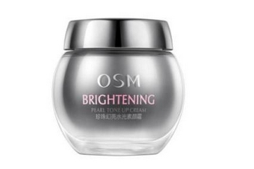 素顏霜太油怎么辦？用素顏霜臉很油怎么辦？