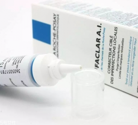 夏天適合用什么護膚品 夏天適合的護膚品