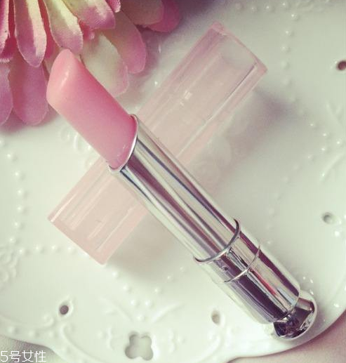 唇膏融化了怎么辦？唇膏變成油了怎么辦？
