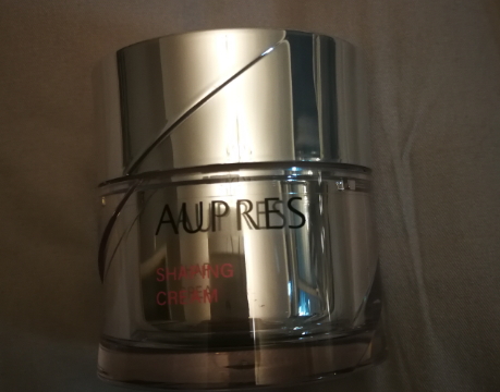 歐珀萊和雅詩蘭黛哪個好？