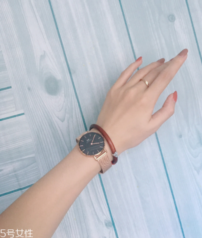 雞血藤手鐲可以碰水嗎？雞血藤手鐲沾水好嗎？