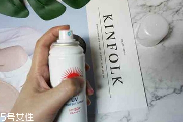 高絲防曬噴霧能噴頭發(fā)嗎 高絲防曬噴霧成分功效 高絲防曬噴霧能噴頭發(fā)嗎 高絲防曬噴霧成分功效