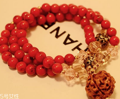 紅珊瑚手鏈多少錢？紅珊瑚手鏈?zhǔn)袌鰞r格