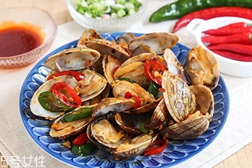文蛤下酒嗎？文蛤能和酒一起吃嗎？