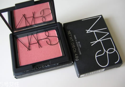 化妝品的保質(zhì)期多久 化妝品的保質(zhì)期一般是多長時間 化妝品的保質(zhì)期多久 化妝品的保質(zhì)期一般是多長時間