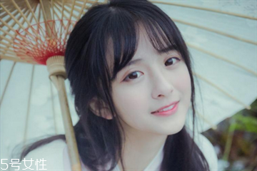 沒(méi)有化妝棉怎么卸妝 沒(méi)有化妝棉可以用什么代替卸妝