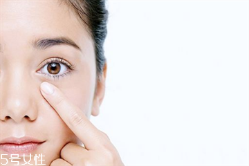 眼霜打開(kāi)一年還能用嗎 眼霜打開(kāi)后保質(zhì)期多久 眼霜打開(kāi)一年還能用嗎 眼霜打開(kāi)后保質(zhì)期多久