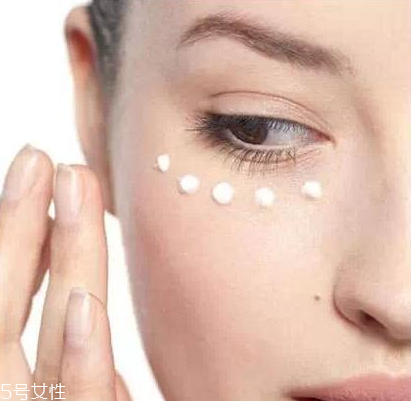 眼霜可以去除黑眼圈嗎 眼霜去黑眼圈有用嗎 眼霜可以去除黑眼圈嗎 眼霜去黑眼圈有用嗎