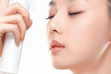 化妝水是保濕水嗎？化妝水是保濕用的嗎？