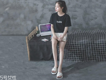 夏天穿什么涼鞋舒服？夏天適合穿什么涼鞋？