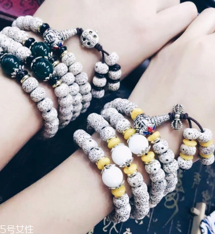 星月菩提可以用橄欖油嗎？星月菩提手串上橄欖油好嗎？