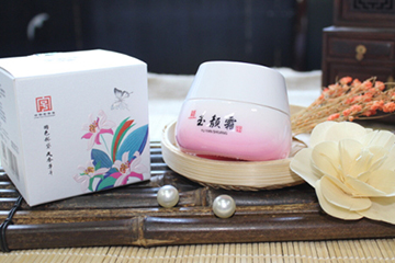 謝馥春玉顏霜要卸妝嗎？謝馥春玉顏霜搓泥嗎