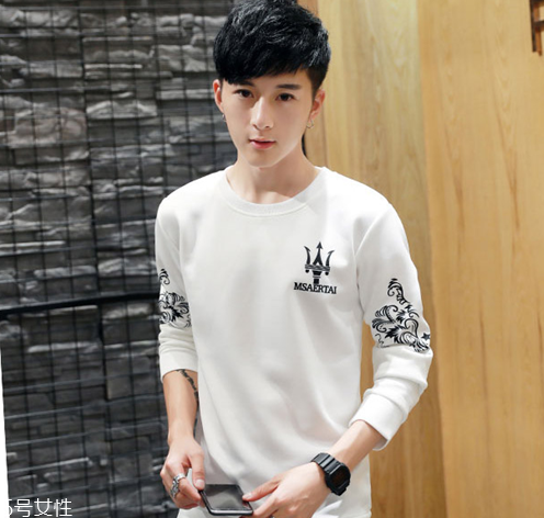 2022夏天男發(fā)型 男生夏季清爽發(fā)型 2022夏天男發(fā)型 男生夏季清爽發(fā)型