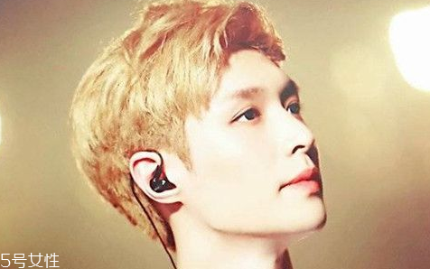 2022夏天男發(fā)型 男生夏季清爽發(fā)型 2022夏天男發(fā)型 男生夏季清爽發(fā)型