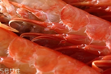 阿根廷紅蝦怎么洗？怎么把阿根廷紅蝦洗干凈？