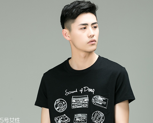 男生什么發(fā)型顯臉小 男生顯臉小的發(fā)型 男生什么發(fā)型顯臉小 男生顯臉小的發(fā)型