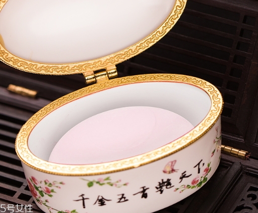 戴春林鴨蛋粉養(yǎng)顏嗎？戴春林鴨蛋粉作用