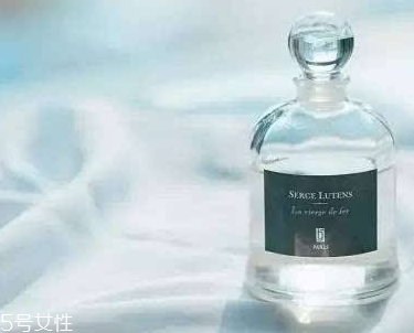 春天怎么噴香水最得體？春天噴香水注意事項(xiàng)