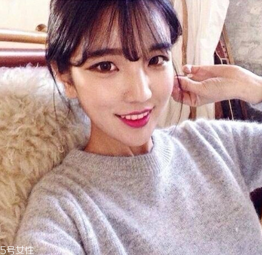 今年流行什么劉海2022 2022女生劉海發(fā)型圖片 今年流行什么劉海2022 2022女生劉海發(fā)型圖片