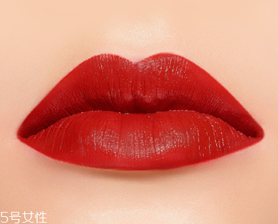 口紅會傳染艾滋病嗎？口紅里會有艾滋病毒嗎？