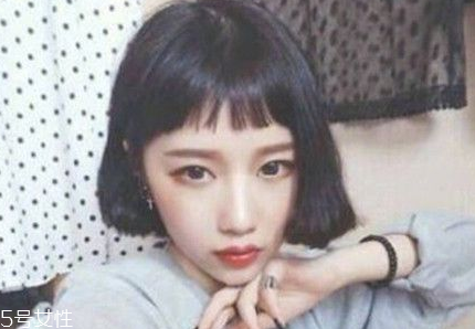 發(fā)際線高適合劉海嗎 發(fā)際線高適合什么劉海 發(fā)際線高適合劉海嗎 發(fā)際線高適合什么劉海