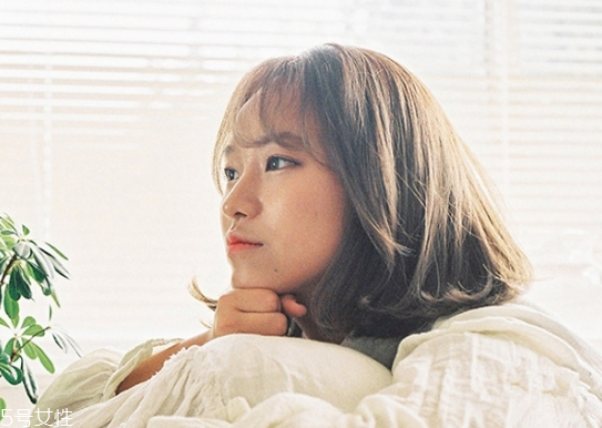 發(fā)際線高適合劉海嗎 發(fā)際線高適合什么劉海 發(fā)際線高適合劉海嗎 發(fā)際線高適合什么劉海