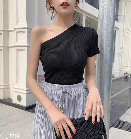 今年夏天流行什么上衣？夏季上衣流行元素