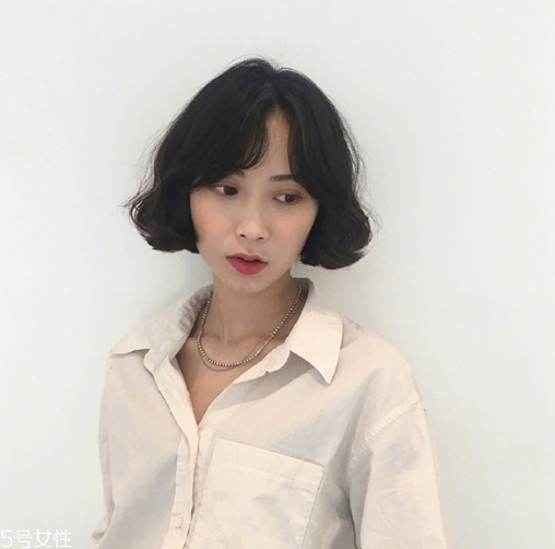 短發(fā)有劉海好看還是沒(méi)有劉海好看 短發(fā)有劉海發(fā)型圖片 短發(fā)有劉海好看還是沒(méi)有劉海好看 短發(fā)有劉海發(fā)型圖片