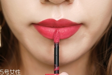 口紅弄到墻上怎么去掉？墻上口紅印怎么去掉？