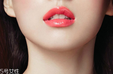 口紅弄到墻上怎么去掉？墻上口紅印怎么去掉？