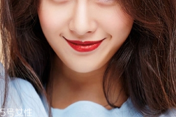 口紅太油怎么處理？口紅涂上太油怎么辦？