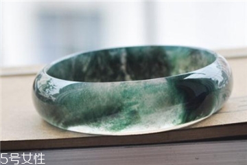 玉髓手鐲有什么好處？玉髓手鐲的功效