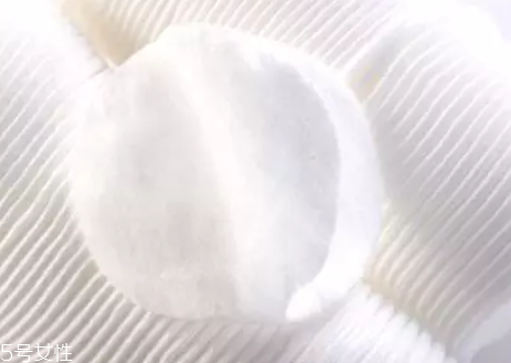 壓邊化妝棉有什么區(qū)別？不易變形