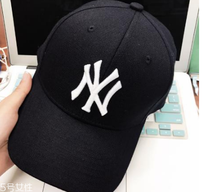 mlb帽子哪個(gè)顏色好看 mlb帽子哪款最經(jīng)典 mlb帽子哪個(gè)顏色好看 mlb帽子哪款最經(jīng)典