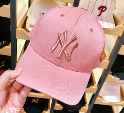 mlb帽子哪個(gè)顏色好看 mlb帽子哪款最經(jīng)典 mlb帽子哪個(gè)顏色好看 mlb帽子哪款最經(jīng)典