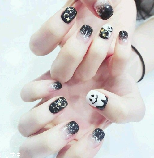 q版萬圣節(jié)美甲怎么做？q版萬圣節(jié)美甲教程