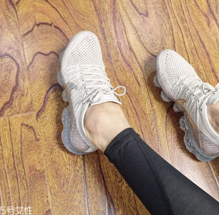 氣墊鞋適合爬山嗎？氣墊鞋可以爬山穿嗎？