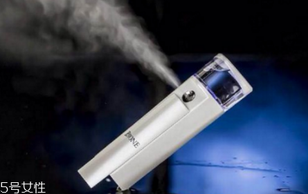 用補(bǔ)水儀前要洗臉嗎 不洗臉用補(bǔ)水儀的壞處 用補(bǔ)水儀前要洗臉嗎 不洗臉用補(bǔ)水儀的壞處