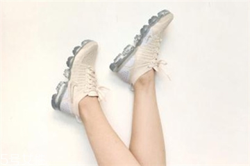 氣墊鞋適合跳遠嗎？跳遠穿氣墊鞋好嗎？