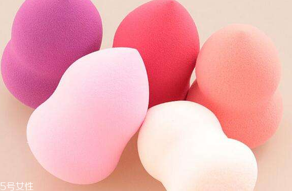 美妝蛋能用洗發(fā)水洗嗎？洗發(fā)水能把美妝蛋洗干凈嗎？