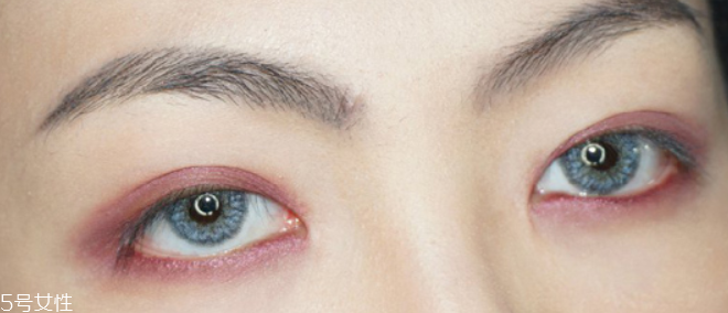 萬圣節(jié)蜘蛛眼妝怎么畫？2款蜘蛛眼妝詳細(xì)步驟